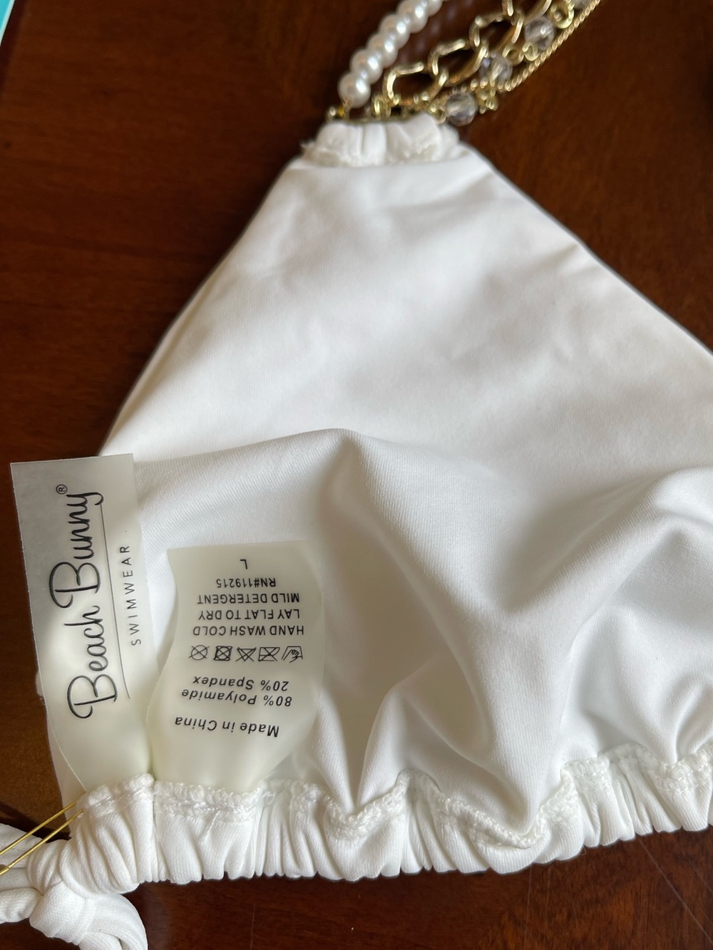 Lot of two large white tops with pearl theme and one xl bottoms full coverage - Picture 9 of 15
